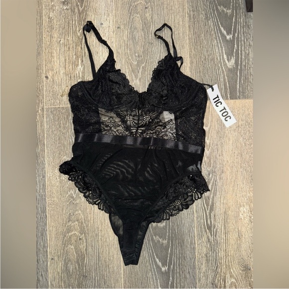 Tic Toc Sexy Amazing Lace Teddy NWT - Picture 2 of 5